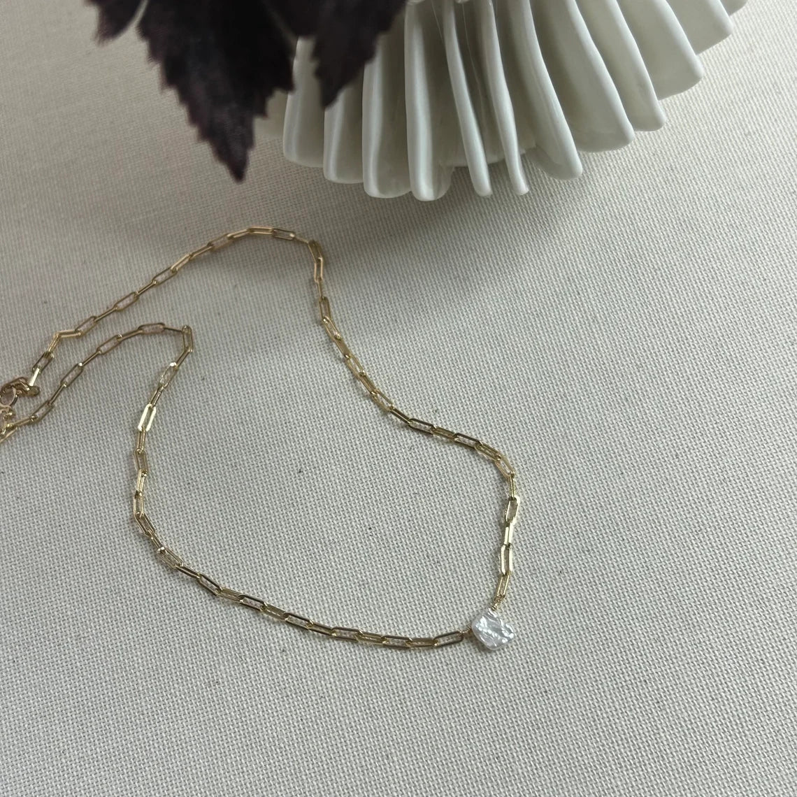 Keshi Pearl Necklace | Baroque Pearl Pendant | Paperclip Chain
